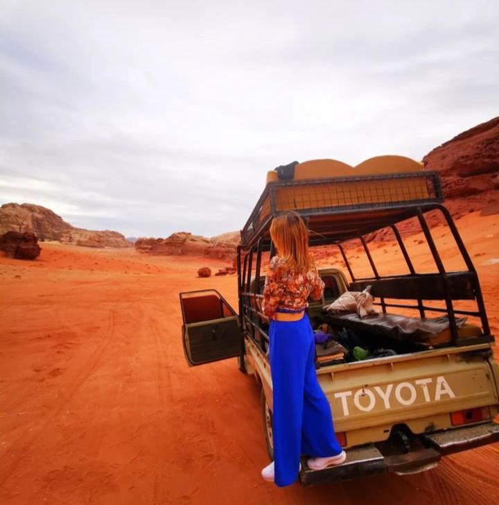 Moon City With Jeep Trips ワディ ・ラム エクステリア 写真